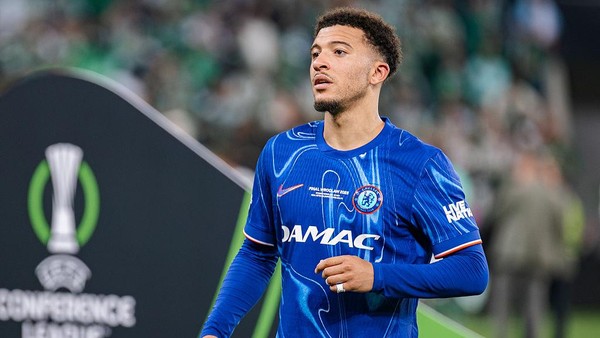 Transfer Jadon Sancho ke AS Roma Terancam Batal? Ternyata Ini Biang Keroknya!
